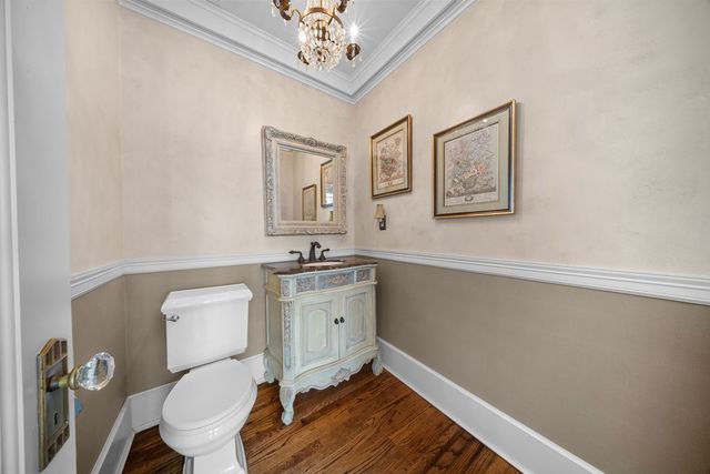 5617 Swiss Avenue, Dallas, TX 75214