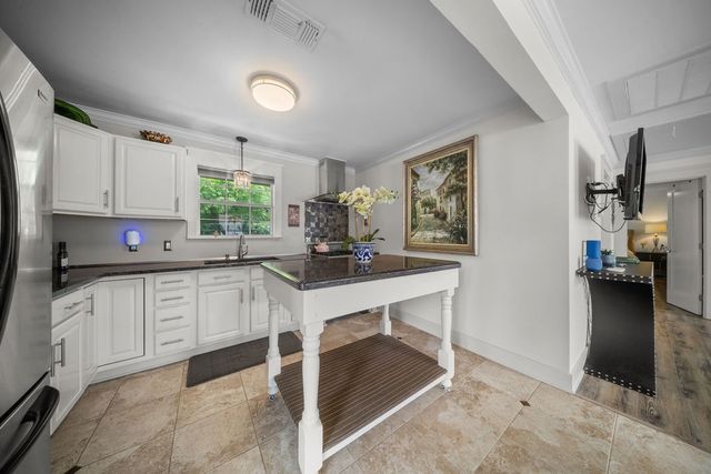 5617 Swiss Avenue, Dallas, TX 75214