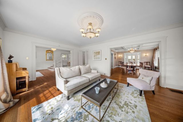 5617 Swiss Avenue, Dallas, TX 75214