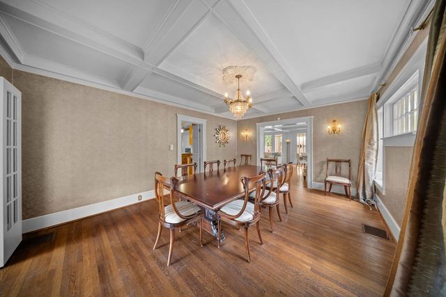 5617 Swiss Avenue, Dallas, TX 75214