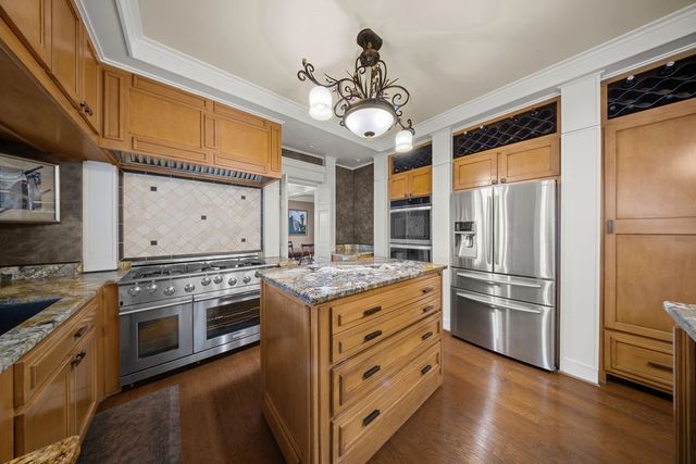 5617 Swiss Avenue, Dallas, TX 75214