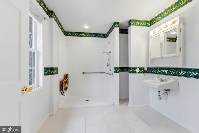 2184 BRANCHWOOD CT, Gambrills, MD 21054