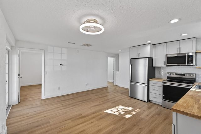 4545 12TH AVENUE S, St Petersburg, FL 33711