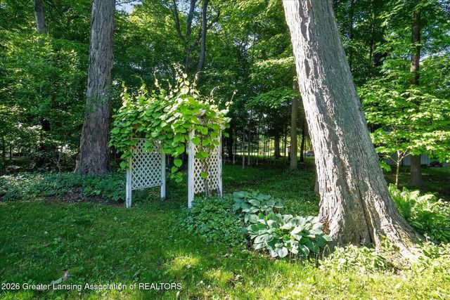 2835 Willoughby Road, Mason, MI 48854