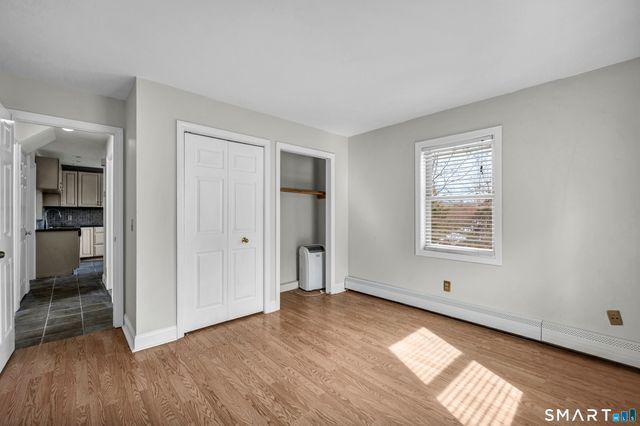 4 Copper Ridge Circle 4, Guilford, CT 06437