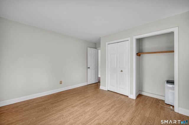 4 Copper Ridge Circle 4, Guilford, CT 06437