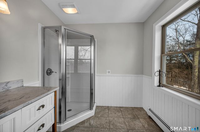 4 Copper Ridge Circle 4, Guilford, CT 06437