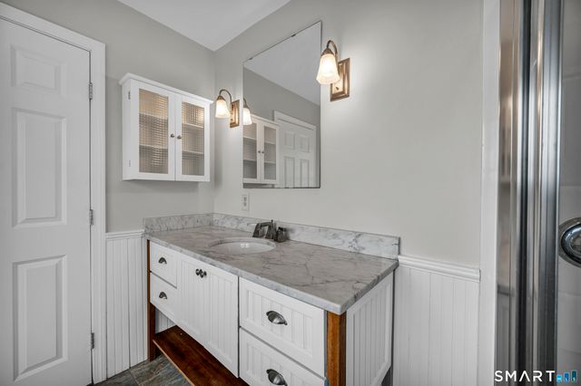 4 Copper Ridge Circle 4, Guilford, CT 06437