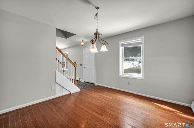 4 Copper Ridge Circle 4, Guilford, CT 06437