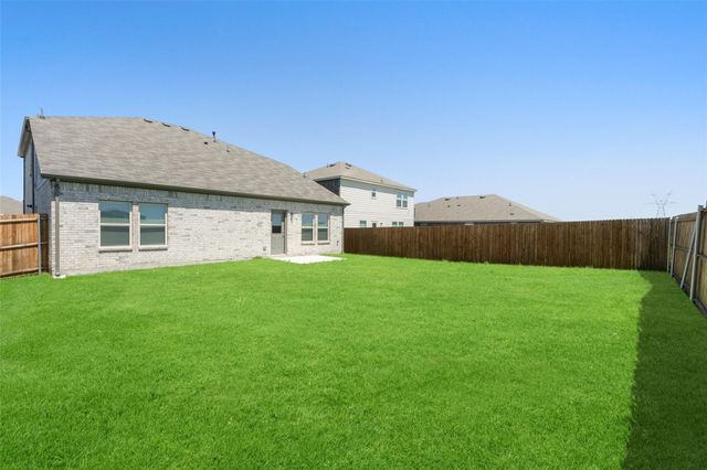 1944 Huisache Street, Royse City, TX 75189