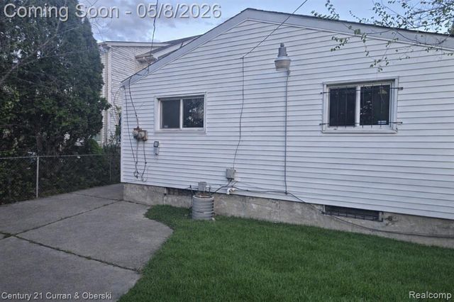4030 W Davison, Detroit, MI 48238