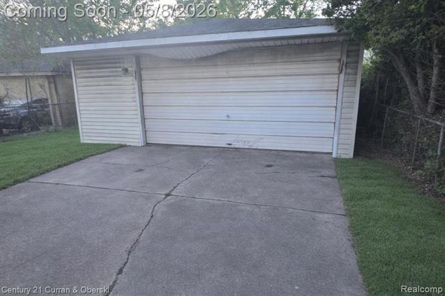 4030 W Davison, Detroit, MI 48238