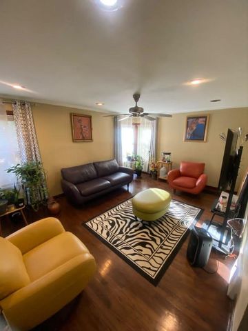 12222 S Wentworth Avenue, Chicago, IL 60628