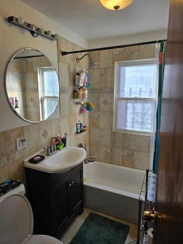 12222 S Wentworth Avenue, Chicago, IL 60628