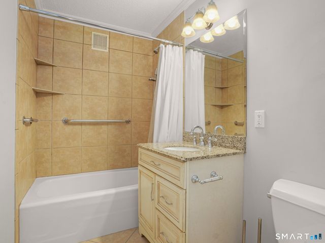 1 Strawberry Hill Avenue 12E, Stamford, CT 06902