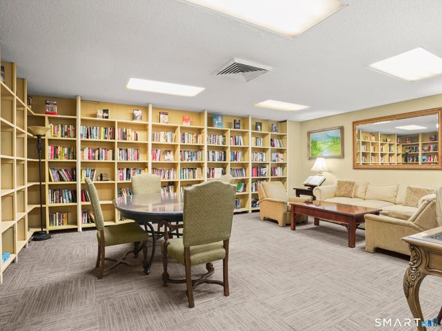 1 Strawberry Hill Avenue 12E, Stamford, CT 06902