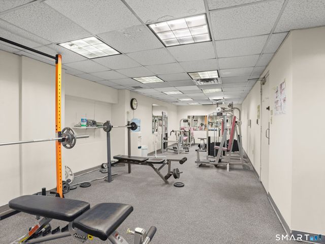 1 Strawberry Hill Avenue 12E, Stamford, CT 06902