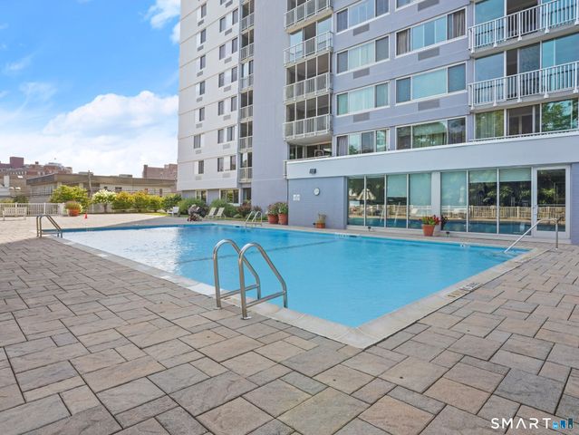 1 Strawberry Hill Avenue 12E, Stamford, CT 06902