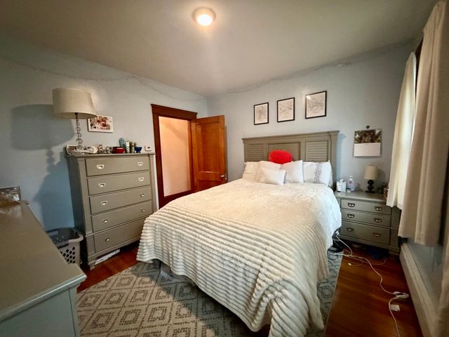 33 Pearl Street 33, Newton, MA 02458