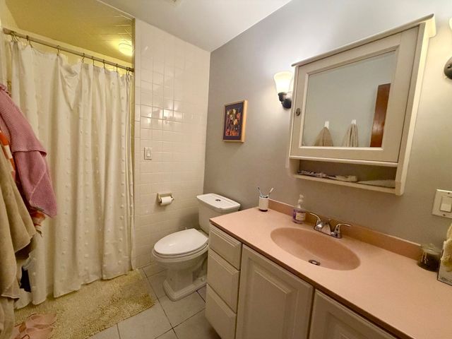 33 Pearl Street 33, Newton, MA 02458