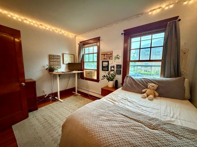 33 Pearl Street 33, Newton, MA 02458