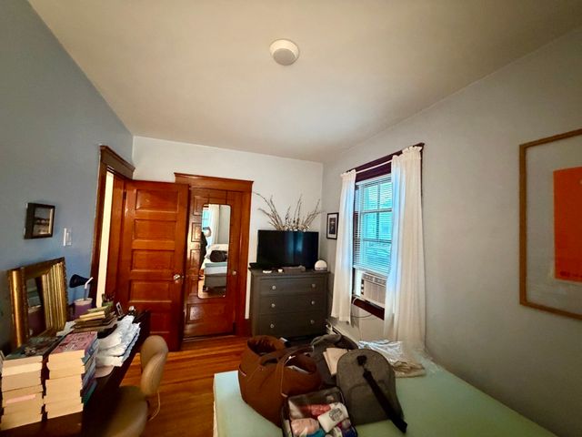 33 Pearl Street 33, Newton, MA 02458