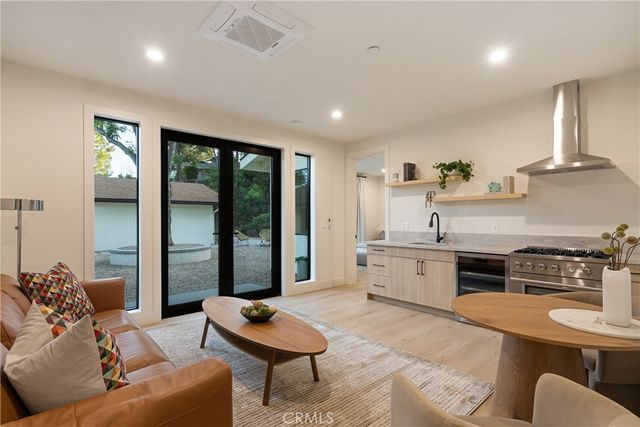 10141 Overhill Drive, North Tustin, CA 92705