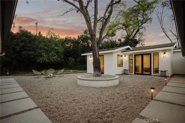 10141 Overhill Drive, North Tustin, CA 92705