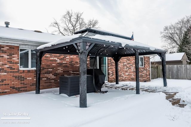 3090 N River Road, Fort Gratiot Twp, MI 48059