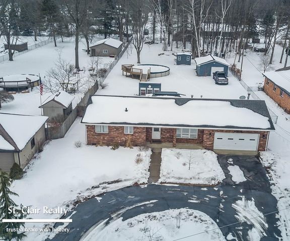 3090 N River Road, Fort Gratiot Twp, MI 48059