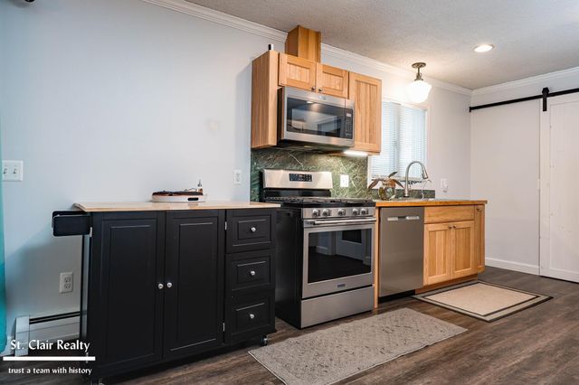 3090 N River Road, Fort Gratiot Twp, MI 48059