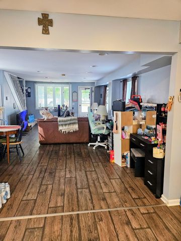 1213 W Main Street, Ottawa, IL 61350