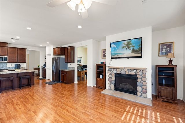 38049 Turning Leaf, Murrieta, CA 92592