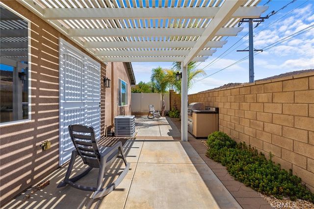 38049 Turning Leaf, Murrieta, CA 92592