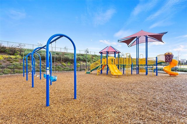 38049 Turning Leaf, Murrieta, CA 92592