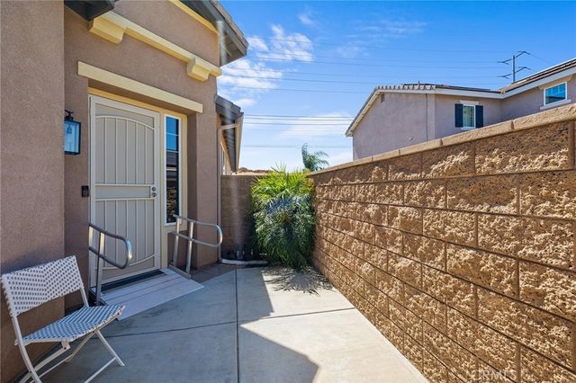 38049 Turning Leaf, Murrieta, CA 92592