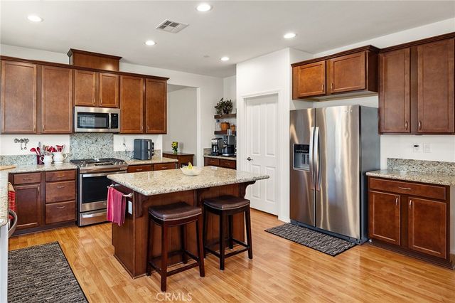38049 Turning Leaf, Murrieta, CA 92592