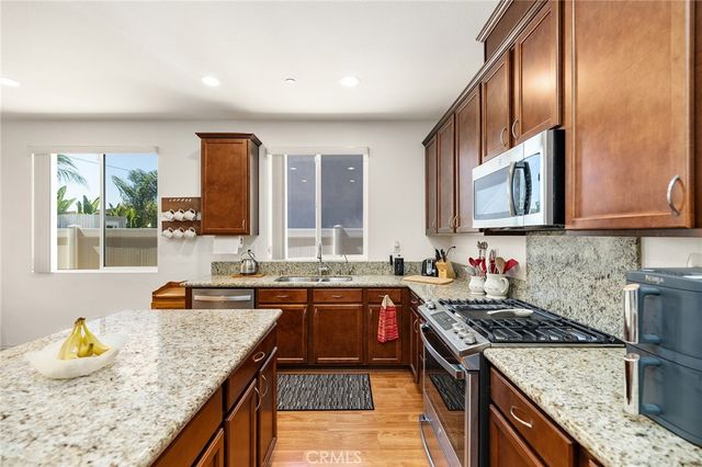 38049 Turning Leaf, Murrieta, CA 92592