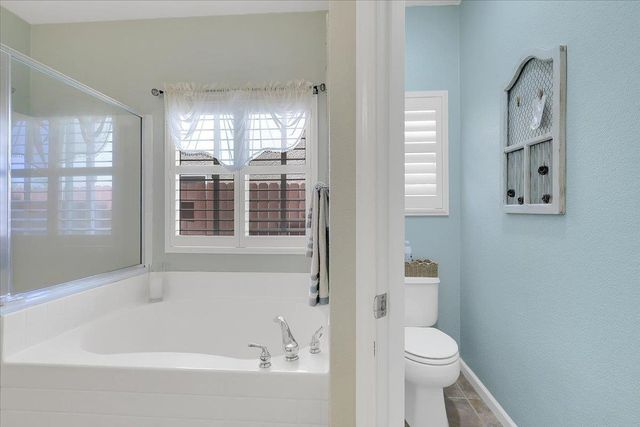 1049 Tiburon Way, Plumas Lake, CA 95961