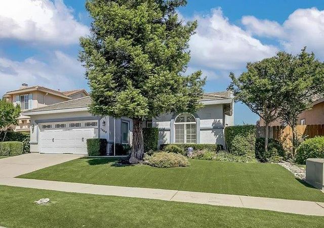 1049 Tiburon Way, Plumas Lake, CA 95961