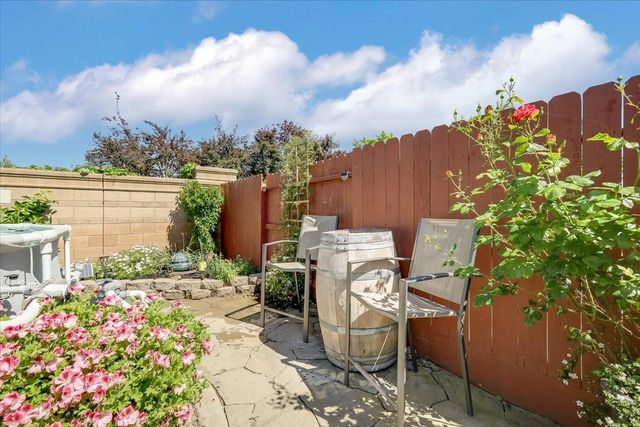 1049 Tiburon Way, Plumas Lake, CA 95961