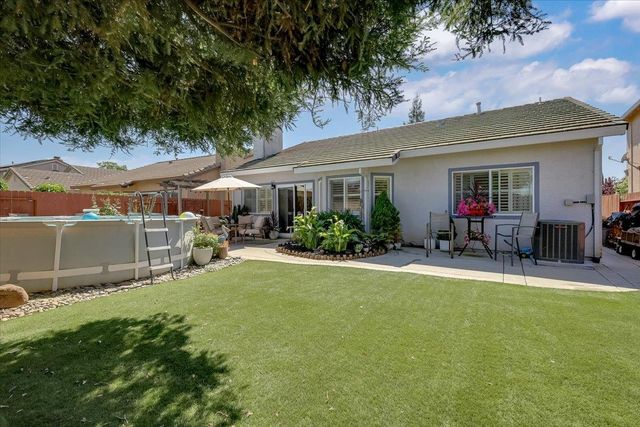 1049 Tiburon Way, Plumas Lake, CA 95961