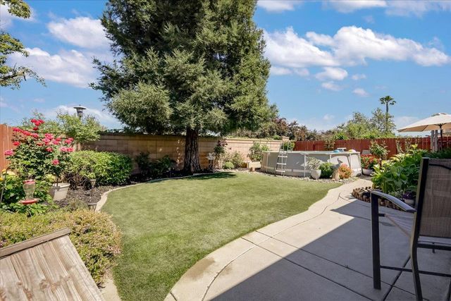 1049 Tiburon Way, Plumas Lake, CA 95961