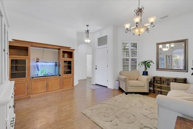 1049 Tiburon Way, Plumas Lake, CA 95961