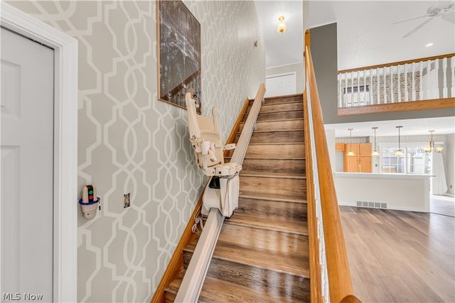 16090 Yarmouth Oval, Middleburg Heights, OH 44130