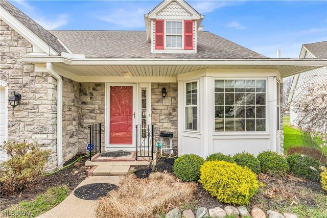 16090 Yarmouth Oval, Middleburg Heights, OH 44130