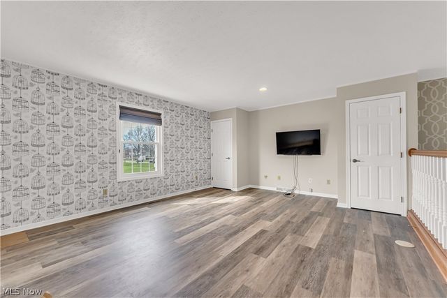 16090 Yarmouth Oval, Middleburg Heights, OH 44130