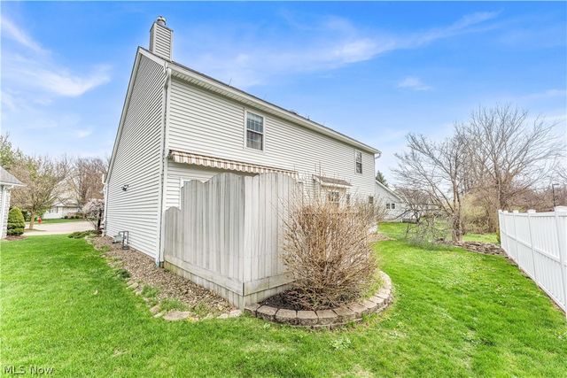 16090 Yarmouth Oval, Middleburg Heights, OH 44130