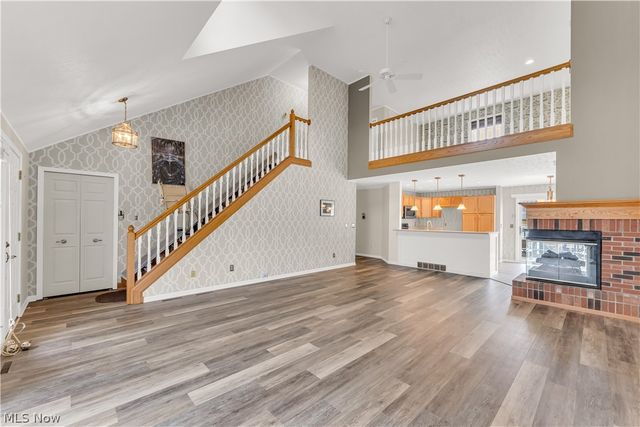 16090 Yarmouth Oval, Middleburg Heights, OH 44130