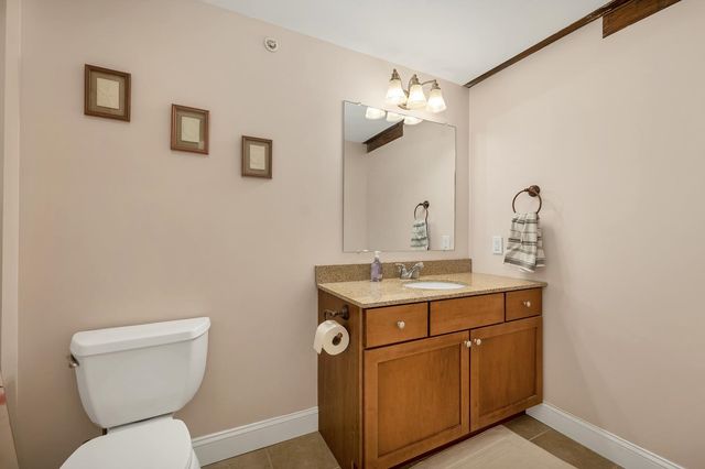 48 Landing Ln Unit 19, Laconia, NH 03246